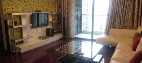 Apartamento de 2 dormitorios en Hai Ba Trung, Vietnam No. 4925 3