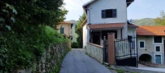 4 Schlafzimmer Haus in Murialdo, Italy, Nr. 168178 100