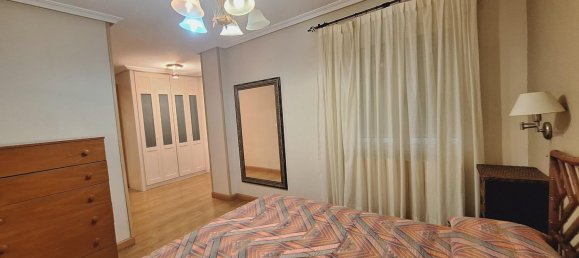 1 bedroom Apartment in Zaragoza, Spain No. 164418 5