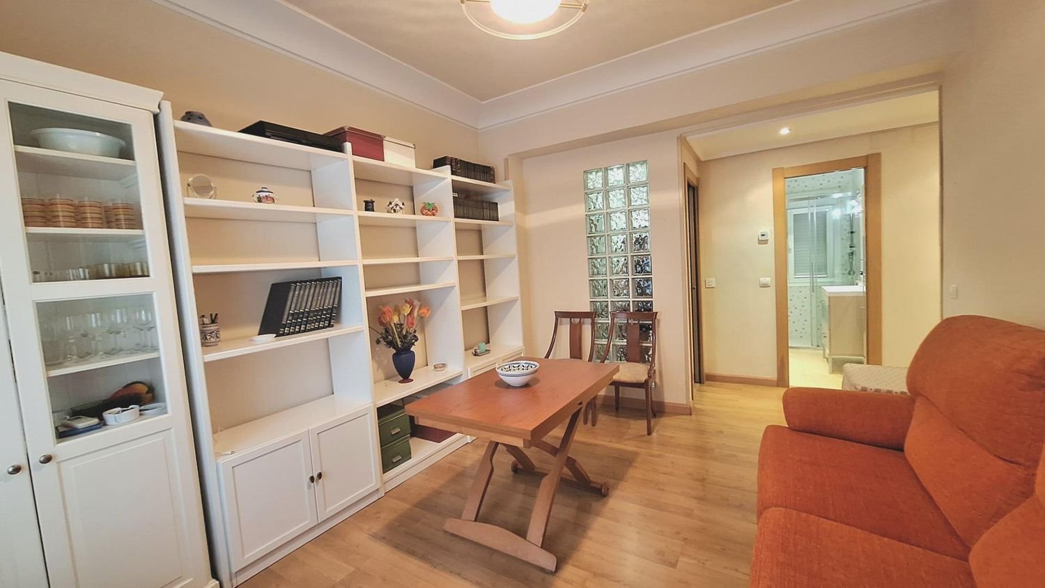 1 bedroom Apartment in Zaragoza, Spain No. 164418