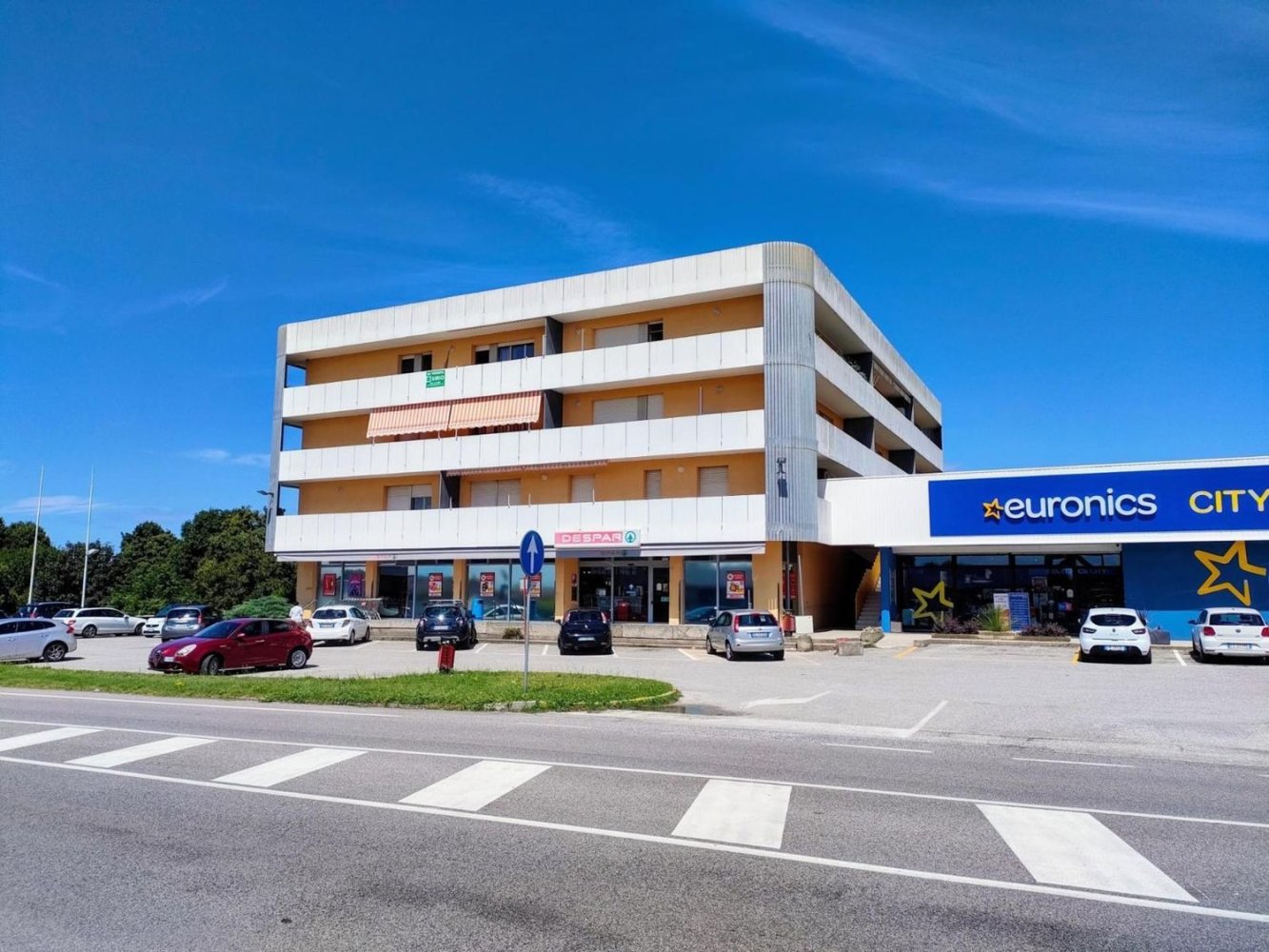 5 rooms Penthouse in San Michele al Tagliamento, Italy No. 284359