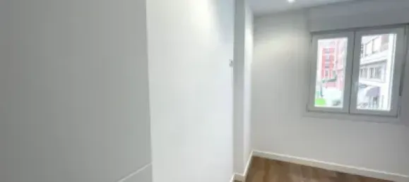 Apartamento T2 em Basque Autonomous Community, Spain N.º 42145 8