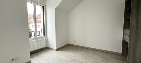 3 bedrooms House in Sartrouville, France No. 326512 9