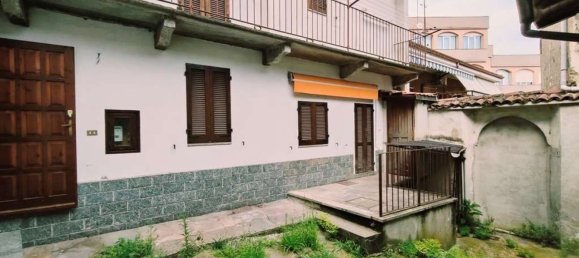 3غرفة منزل في Casale Corte Cerro, Italy رقم 213538 65