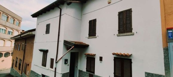 3غرفة منزل في Casale Corte Cerro, Italy رقم 213538 3