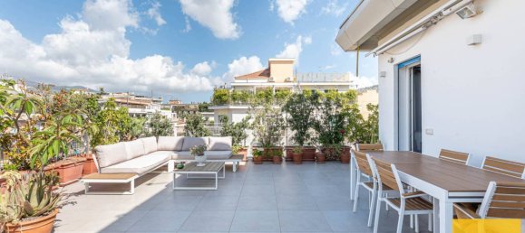 2 Schlafzimmer Penthouse in Palermo, Italy, Nr. 335279 10