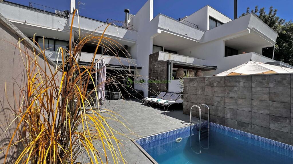 3 bedrooms Townhouse in Almancil, Portugal No. 145493