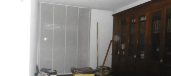 5-Zimmer Doppelhaus in Varedo, Italy, Nr. 209999 2