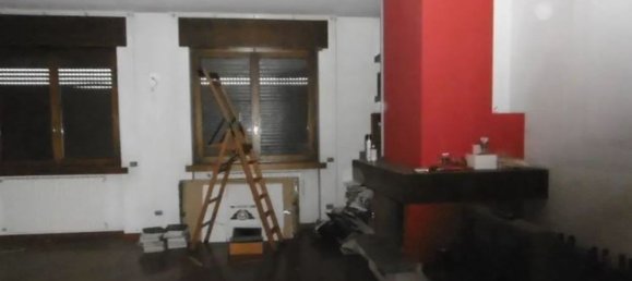 5-Zimmer Doppelhaus in Varedo, Italy, Nr. 209999 13