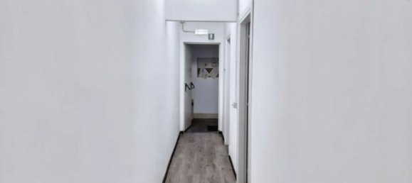 2800m² Warehouse in San Giuliano Milanese, Italy No. 61481 15