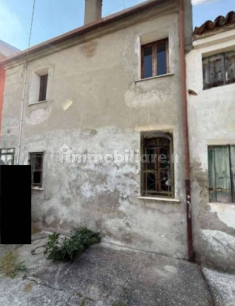 2 bedrooms Apartment in Canda, Italy No. 275502