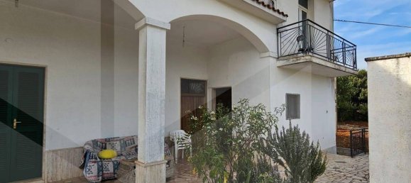 Villa de 8 dormitorios en Locorotondo, Italy No. 28500 9