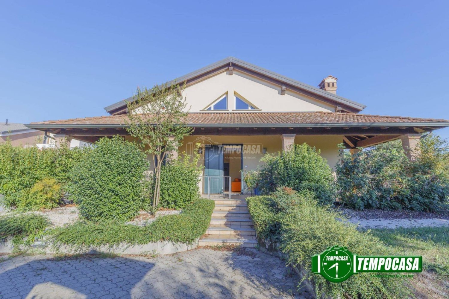 5 rooms Villa in Piacenza, Italy No. 71555