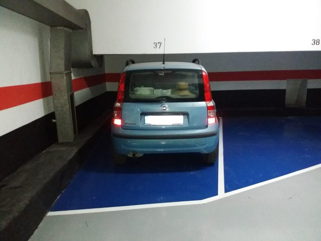 15m² Garage in Zaragoza, Spain No. 65496