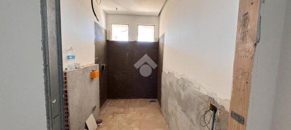 Вилла с 10 спальнями в Испика, Италия № 372085 17