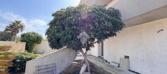 Вилла с 10 спальнями в Испика, Италия № 372085 21