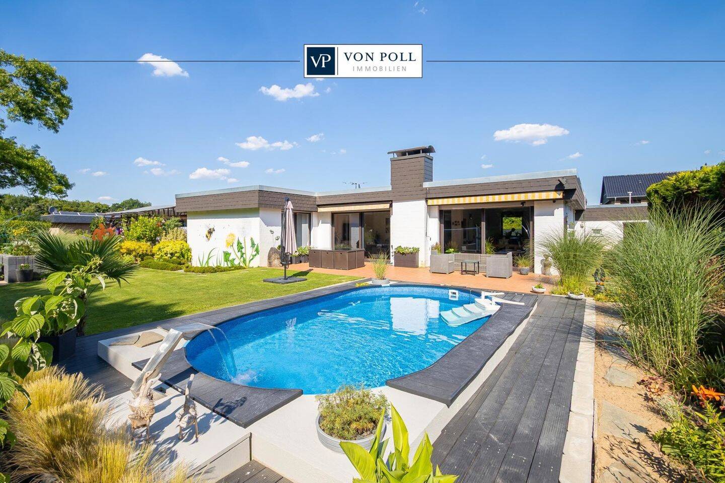 Бунгало с 3 спальнями в Dormagen, Германия № 230558