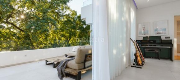 6 bedrooms Villa in Marbella, Spain No. 119334 20