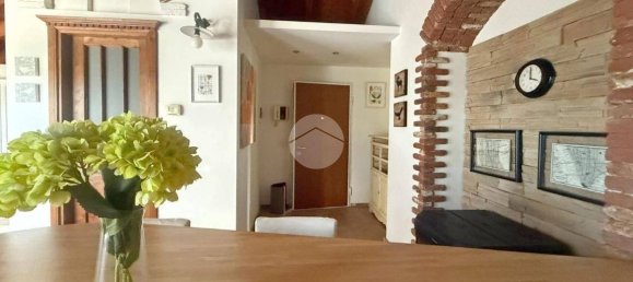 Estudio en Triuggio, Italy No. 374670 3