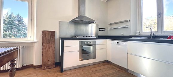 3 Schlafzimmer Villa in Varese, Italy, Nr. 84822 11