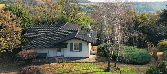 3 Schlafzimmer Villa in Varese, Italy, Nr. 84822 5