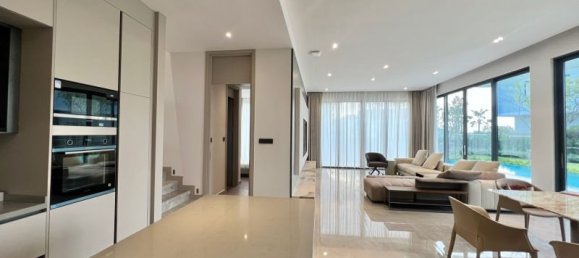 8 chambres Villa à Gloria villas, Pattaya, Thailand No. 31960 2