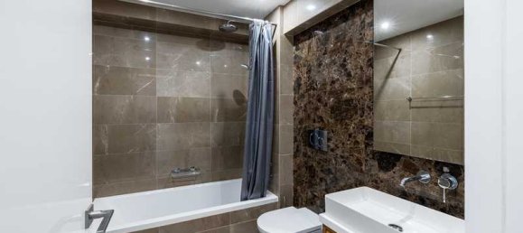 3 bedrooms Apartment in Paphos, Cyprus No. 18586 7