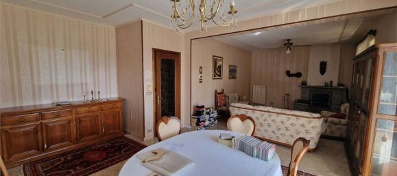 5 bedrooms Villa in Gravellona Toce, Italy No. 325355 22