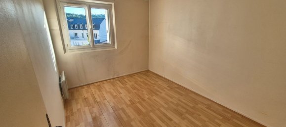 2 Schlafzimmer Wohnung in Elbeuf, France, Nr. 302526 3