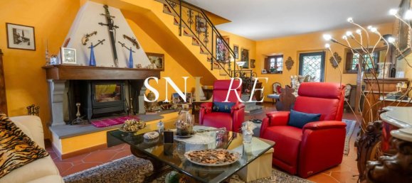 2 bedrooms Villa in Greve in Chianti, Italy No. 324472 3