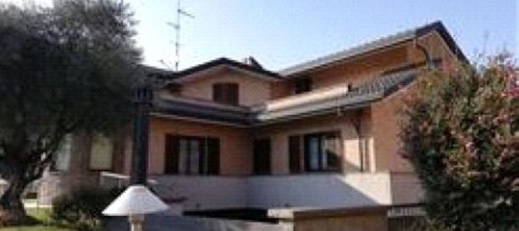 Villa de 6 divisões em Cogliate, Italy N.º 7741 9