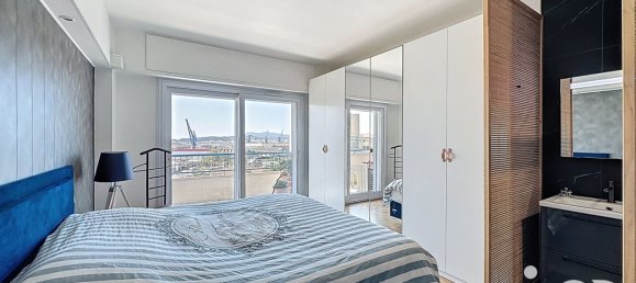 3 bedrooms Apartment in Toulon, France No. 287101 12