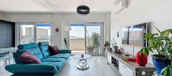 3 bedrooms Apartment in Toulon, France No. 287101 3