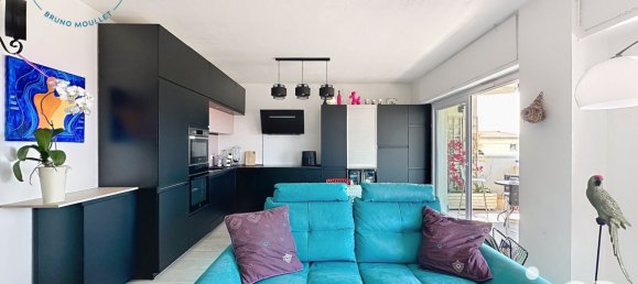 3 bedrooms Apartment in Toulon, France No. 287101 9