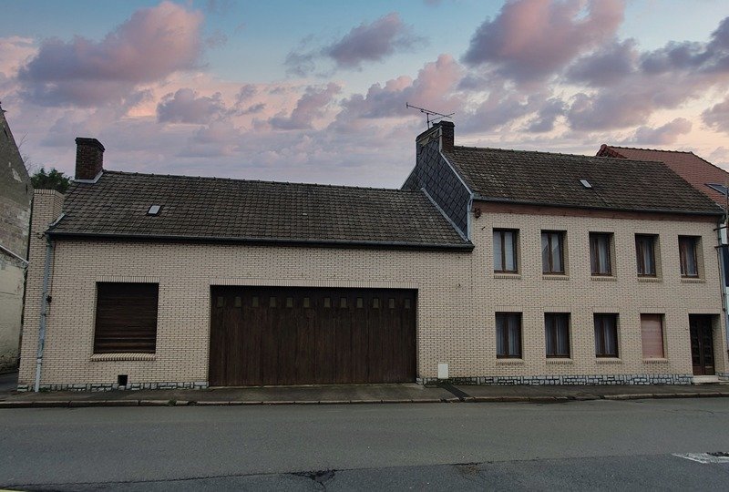 Дом с 3 спальнями в Лилер, Франция № 70547