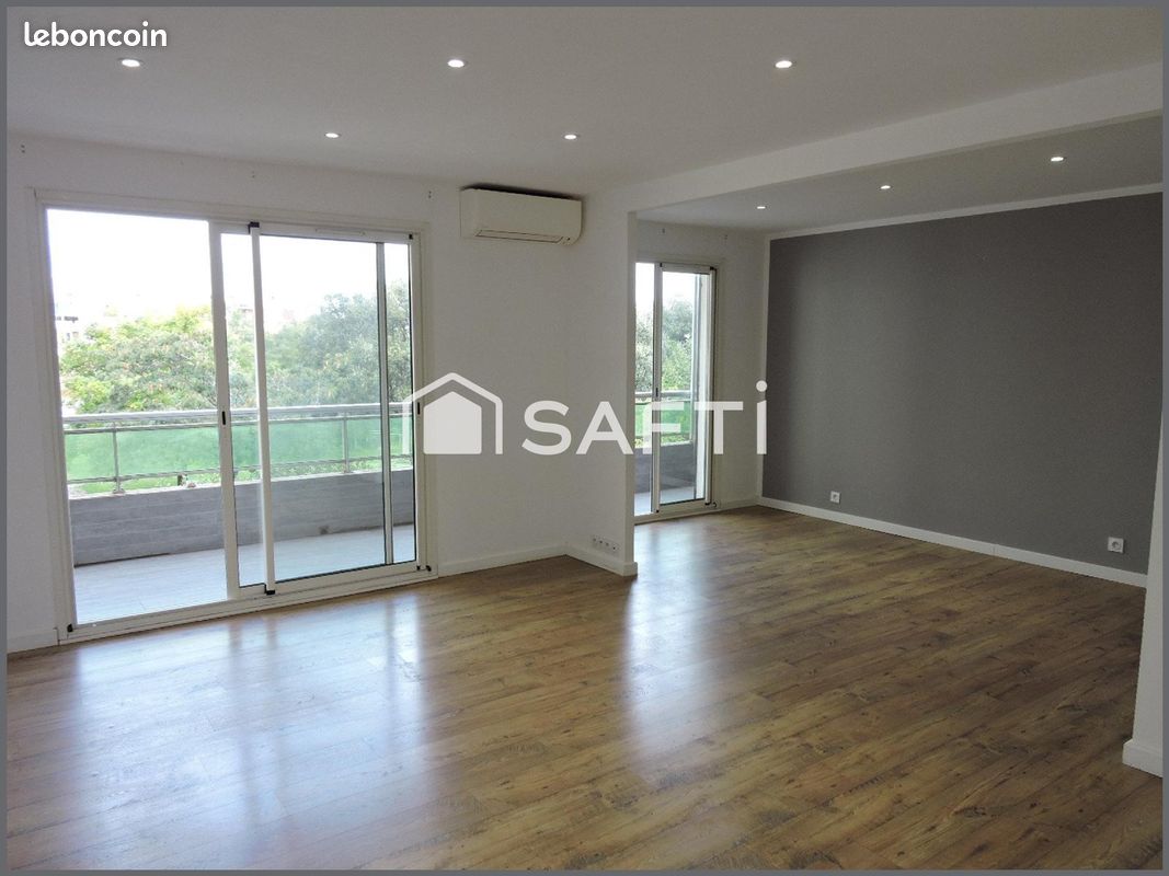 2 bedrooms Apartment in Biguglia, France No. 222123