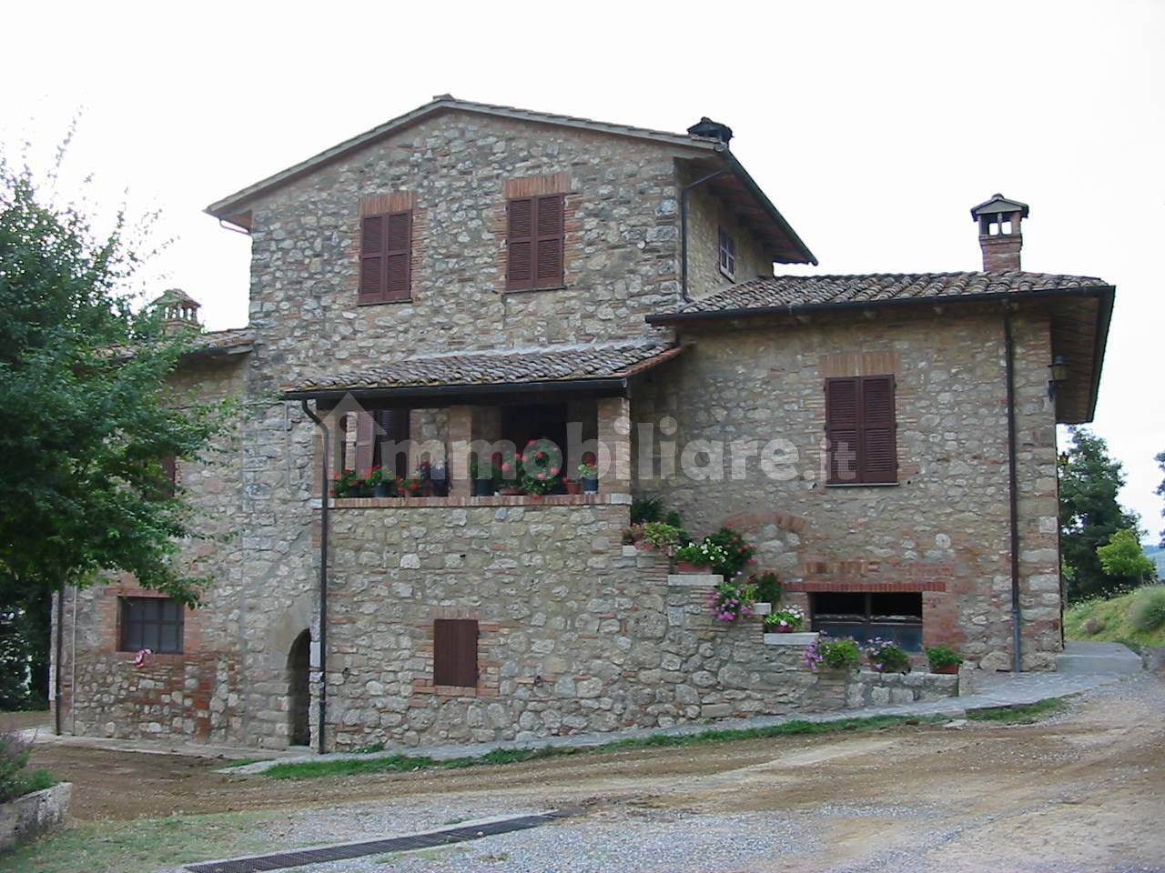 5-Zimmer Gewerbliche Immobilie in Cetona, Italy, Nr. 208843