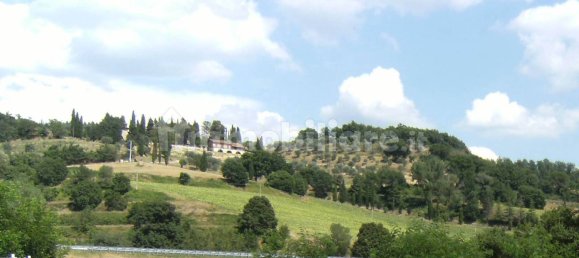 5-Zimmer Gewerbliche Immobilie in Cetona, Italy, Nr. 208843 7