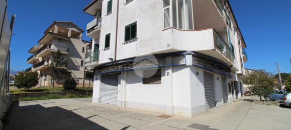 3 rooms Apartment in Montalto Uffugo, Italy No. 21871 7