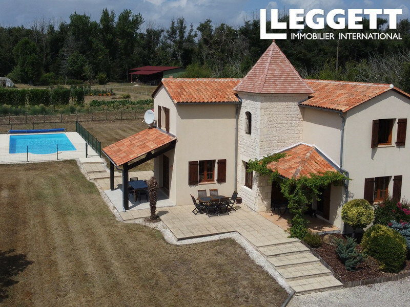 3 bedrooms House in Dordogne, France No. 277849