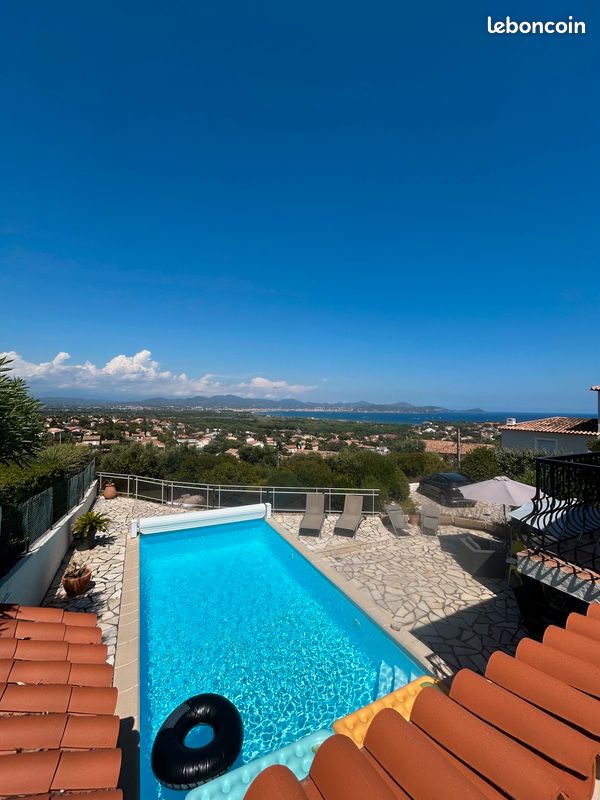 4 غرف نوم فيلا في Frejus, France رقم 302512