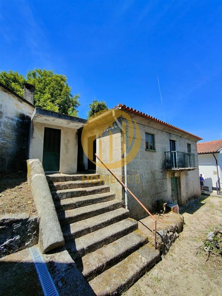 Casa de 2 dormitorios en Amarante, Portugal No. 199758