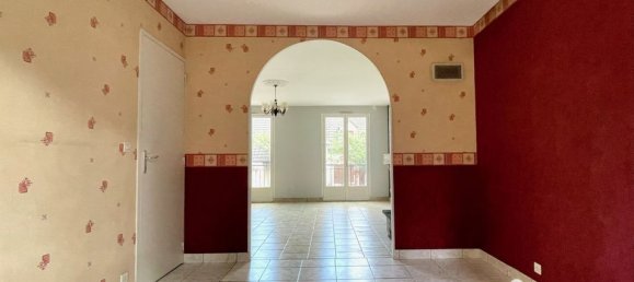 2 bedrooms Townhouse in Reims, France No. 232395 3