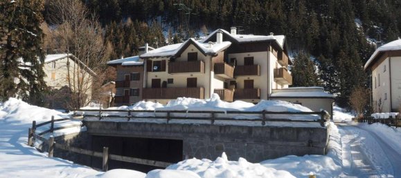 Studio in Valdisotto, Italy, Nr. 24522 15