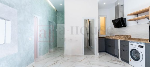 Apartamento de 2 dormitorios en Madrid, Spain No. 177946 30