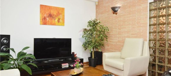 4 غرف نوم منزل في Loures, Portugal رقم 173364 27