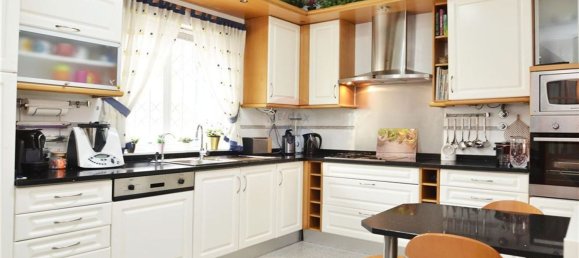 4 غرف نوم منزل في Loures, Portugal رقم 173364 23