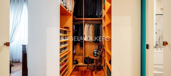 5 rooms Apartment in Milan, Italy No. 246355 10