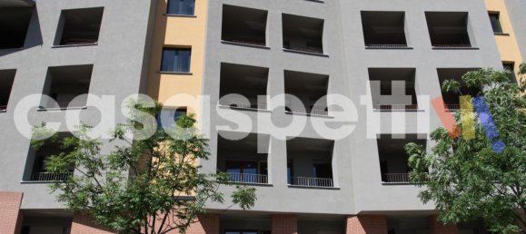 4 bedrooms Apartment in Milan, Italy No. 357925 18