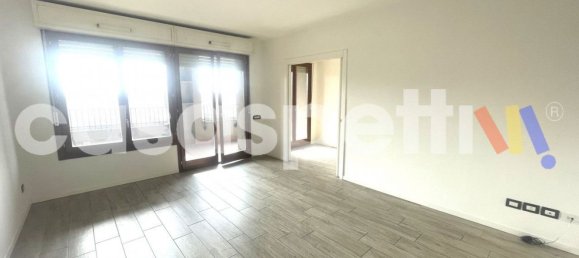 4 bedrooms Apartment in Milan, Italy No. 357925 2